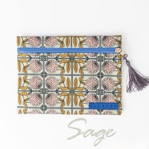 NEW Floral Zipper Bag